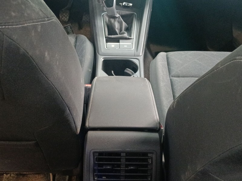 Recambio de consola central para volkswagen golf viii (cd1, da1) 1.0 tsi referencia OEM IAM   