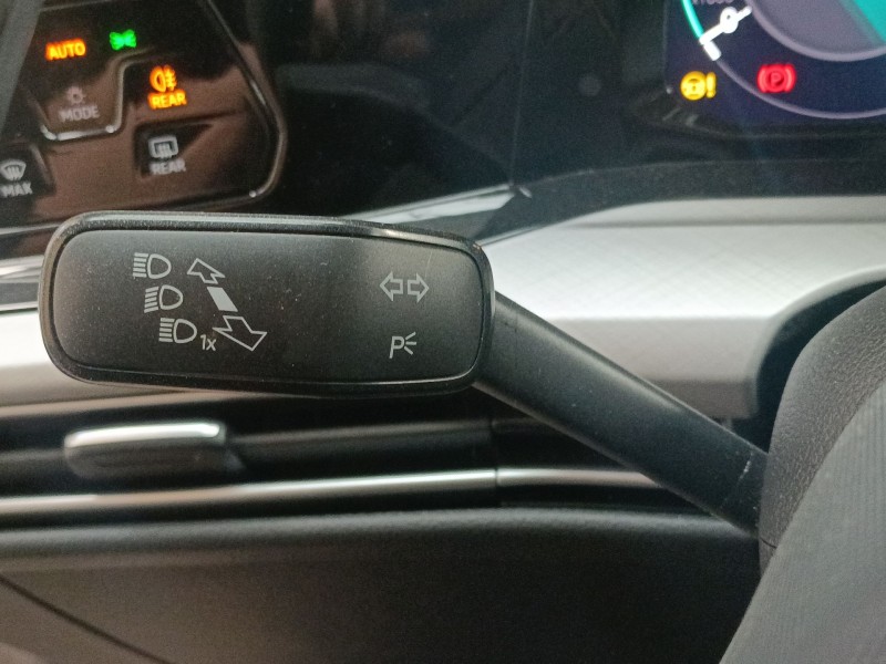 Recambio de mando intermitentes para volkswagen golf viii (cd1, da1) 1.0 tsi referencia OEM IAM   