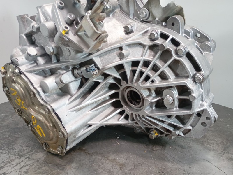 Recambio de caja cambios para chevrolet captiva (c100, c140) 2.0 d referencia OEM IAM GM005976  