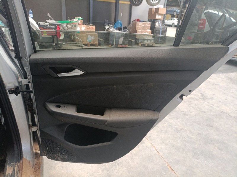 Recambio de guarnecido puerta trasera derecha para volkswagen golf viii (cd1, da1) 1.0 tsi referencia OEM IAM   