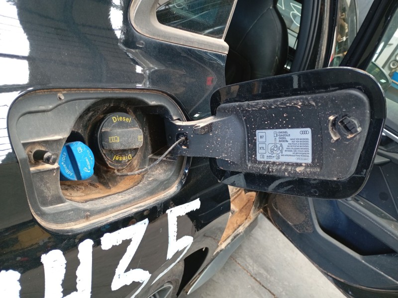 Recambio de tapa exterior combustible para audi a3 sportback (8ya, 8yf) 35 tdi referencia OEM IAM   