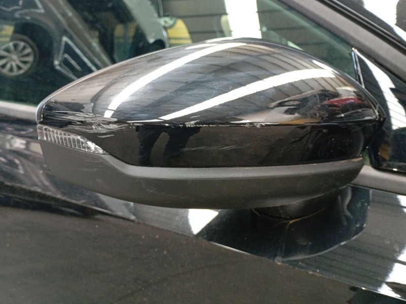 Recambio de retrovisor derecho electrico para audi a3 sportback (8ya, 8yf) 35 tdi referencia OEM IAM   