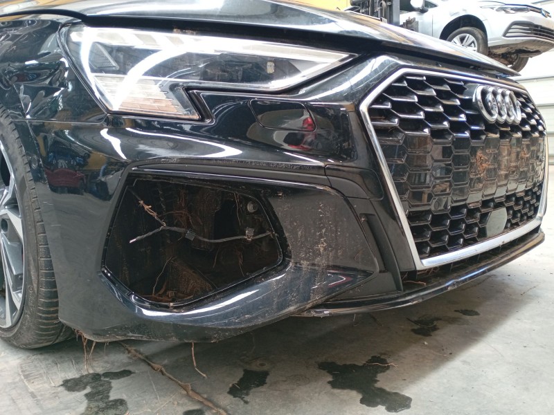 Recambio de paragolpes delantero para audi a3 sportback (8ya, 8yf) 35 tdi referencia OEM IAM   