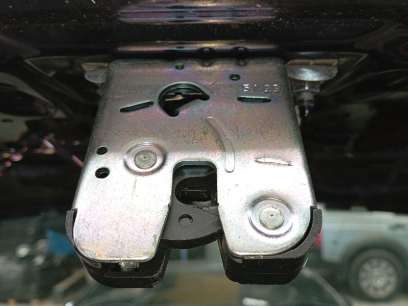 Recambio de cerradura maletero / porton para audi a3 sportback (8ya, 8yf) 35 tdi referencia OEM IAM   