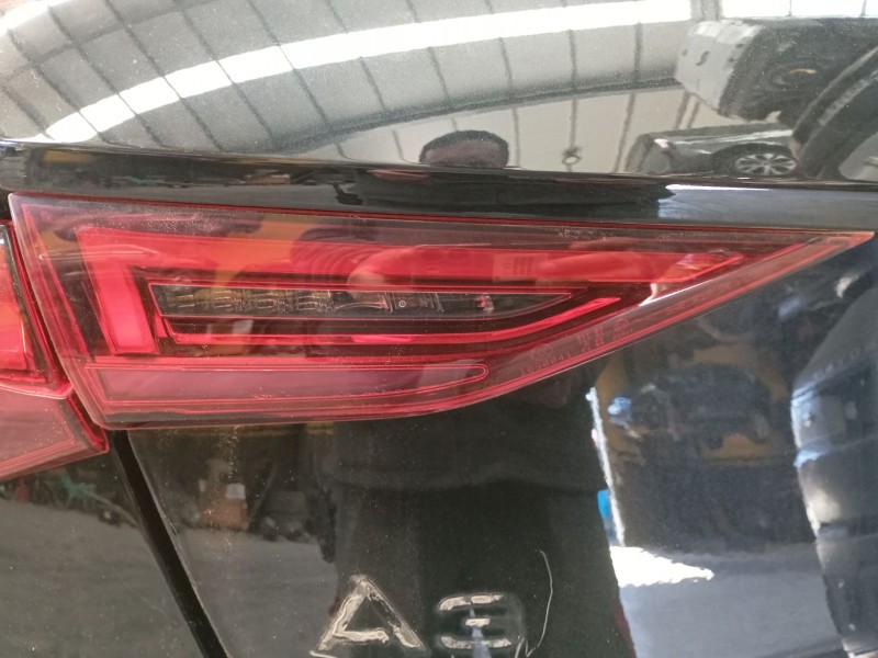 Recambio de piloto trasero izquierdo porton para audi a3 sportback (8ya, 8yf) 35 tdi referencia OEM IAM   