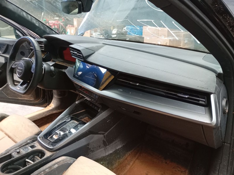 Recambio de salpicadero para audi a3 sportback (8ya, 8yf) 35 tdi referencia OEM IAM   