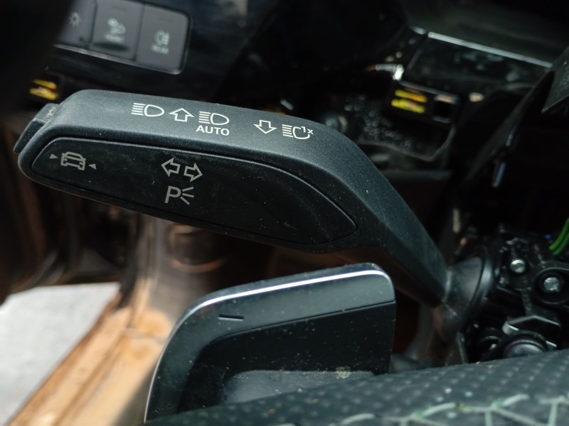 Recambio de mando intermitentes para audi a3 sportback (8ya, 8yf) 35 tdi referencia OEM IAM   