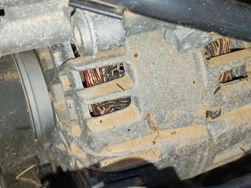 Recambio de alternador para audi a3 sportback (8ya, 8yf) 35 tdi referencia OEM IAM   