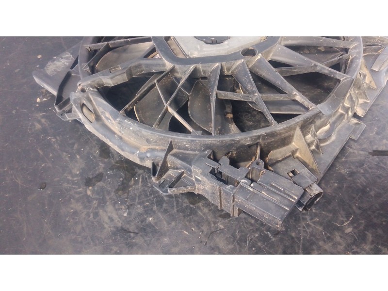 Recambio de electroventilador para volkswagen multivan t5 (7hm, 7hn, 7hf, 7ef, 7em, 7en) 2.5 tdi referencia OEM IAM   