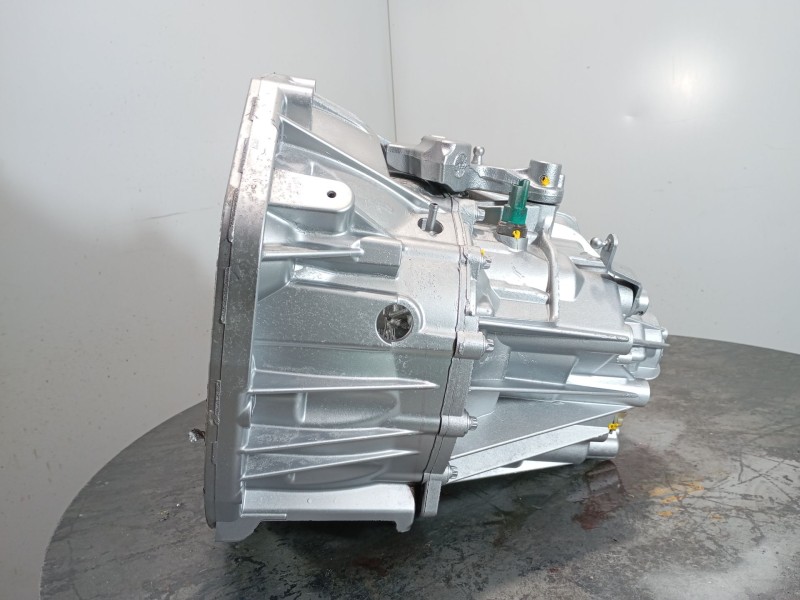 Recambio de caja cambios para renault master iii furgoneta (fv) 2.3 dci 135 fwd (fv0n, fv08) referencia OEM IAM   