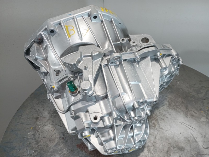Recambio de caja cambios para renault master iii furgoneta (fv) 2.3 dci 135 fwd (fv0n, fv08) referencia OEM IAM   