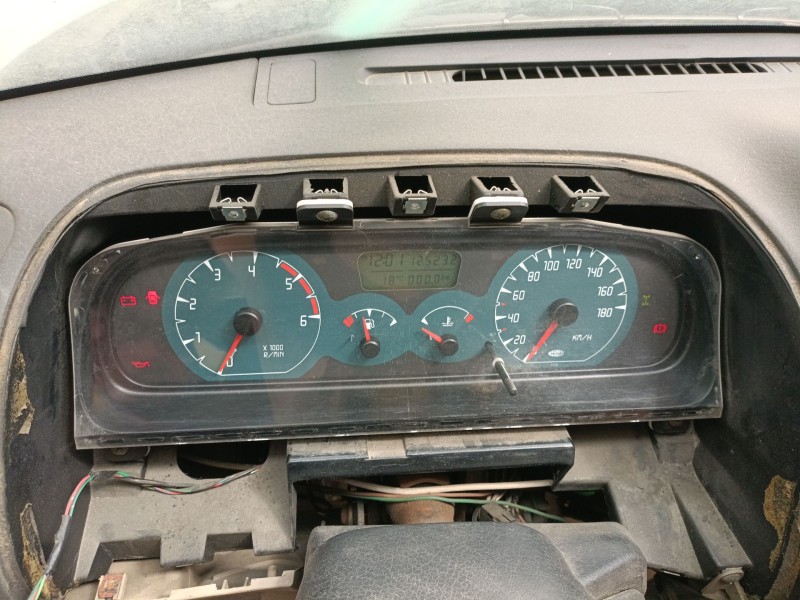 Recambio de cuadro instrumentos para nissan terrano ii (r20) 2.7 td 4wd referencia OEM IAM   