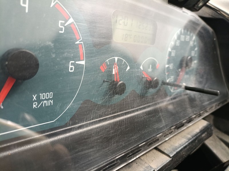 Recambio de cuadro instrumentos para nissan terrano ii (r20) 2.7 td 4wd referencia OEM IAM   