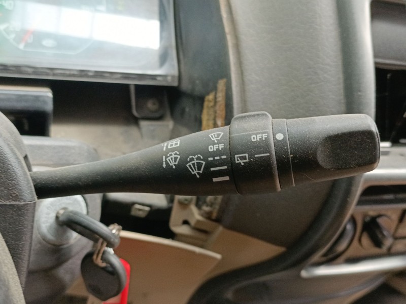 Recambio de mando limpia para nissan terrano ii (r20) 2.7 td 4wd referencia OEM IAM   