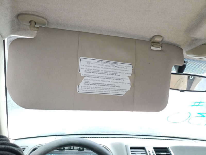 Recambio de parasol izquierdo para nissan terrano ii (r20) 2.7 td 4wd referencia OEM IAM   