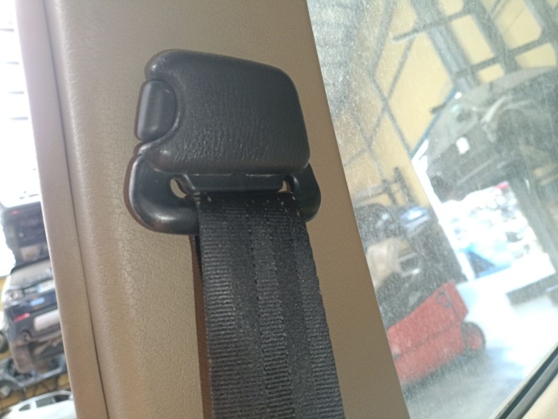 Recambio de cinturon seguridad delantero derecho para nissan terrano ii (r20) 2.7 td 4wd referencia OEM IAM   