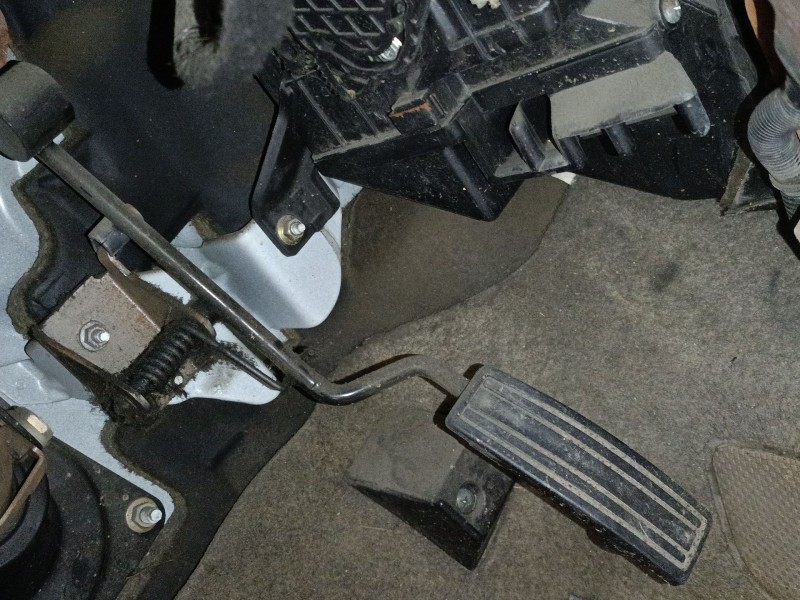 Recambio de pedal acelerador para nissan terrano ii (r20) 2.7 td 4wd referencia OEM IAM   