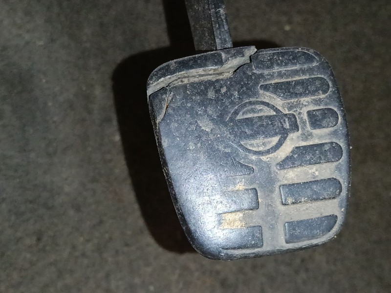 Recambio de pedal embrague para nissan terrano ii (r20) 2.7 td 4wd referencia OEM IAM   