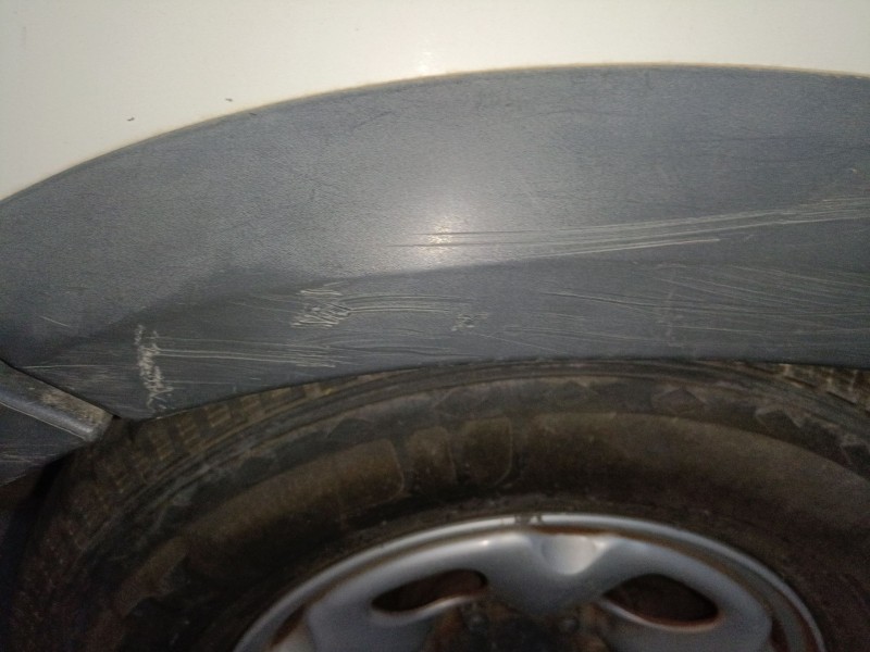 Recambio de aletin delantero izquierdo para nissan terrano ii (r20) 2.7 td 4wd referencia OEM IAM   