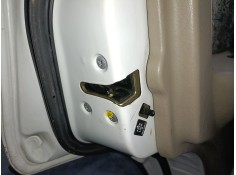 CERRADURA PUERTA TRASERA IZQUIERDA 