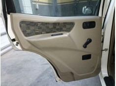 GUARNECIDO PUERTA TRASERA IZQUIERDA 