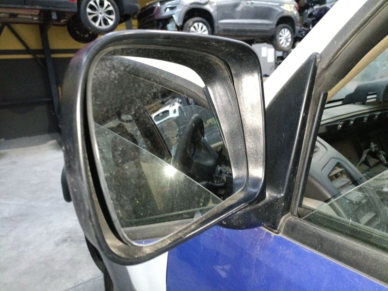 Recambio de retrovisor izquierdo electrico para nissan terrano ii (r20) 2.7 td 4wd referencia OEM IAM   