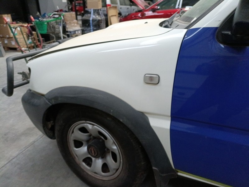 Recambio de aleta delantera izquierda para nissan terrano ii (r20) 2.7 td 4wd referencia OEM IAM   