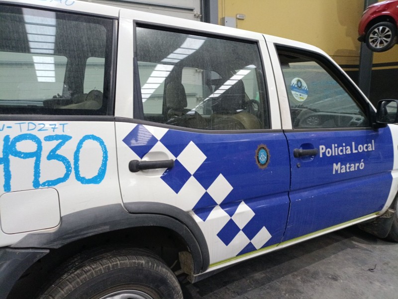 Recambio de puerta trasera derecha para nissan terrano ii (r20) 2.7 td 4wd referencia OEM IAM   