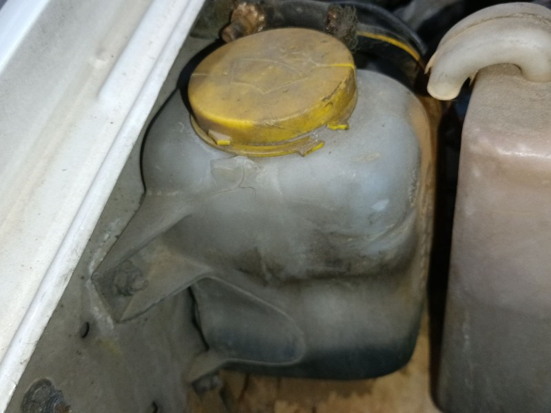 Recambio de deposito limpia para nissan terrano ii (r20) 2.7 td 4wd referencia OEM IAM   