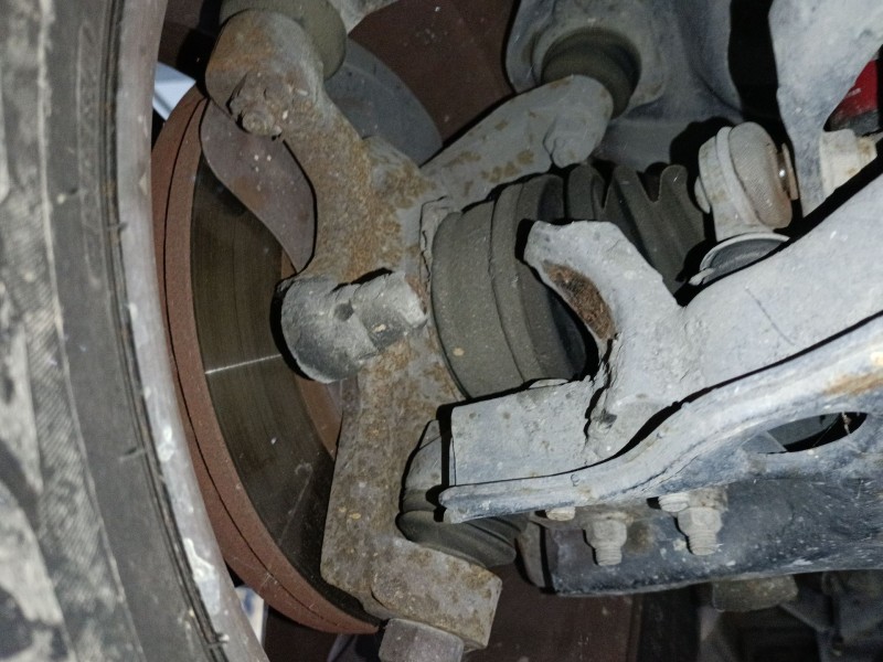 Recambio de mangueta delantera derecha para nissan terrano ii (r20) 2.7 td 4wd referencia OEM IAM   