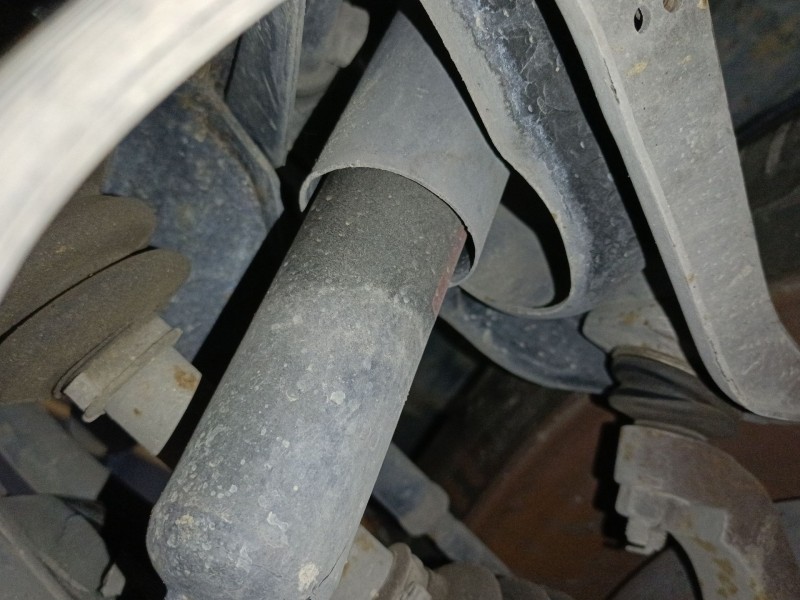 Recambio de amortiguador delantero derecho para nissan terrano ii (r20) 2.7 td 4wd referencia OEM IAM   