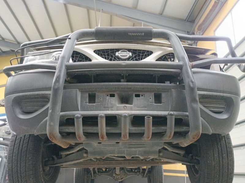 Recambio de paragolpes delantero para nissan terrano ii (r20) 2.7 td 4wd referencia OEM IAM   