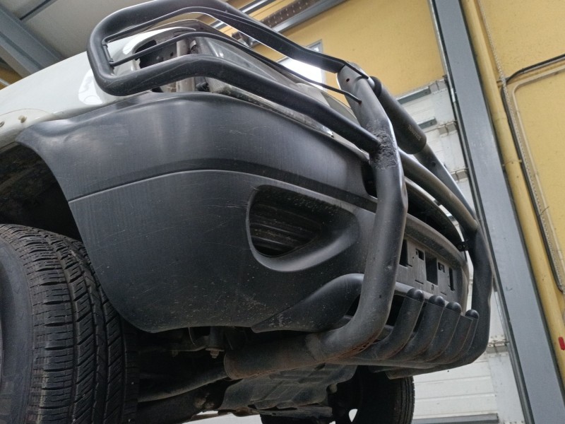 Recambio de paragolpes delantero para nissan terrano ii (r20) 2.7 td 4wd referencia OEM IAM   