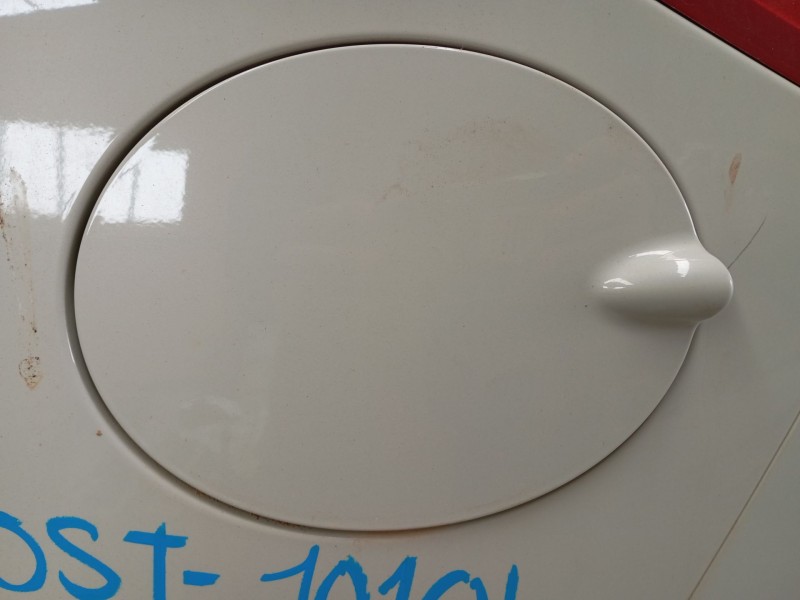 Recambio de tapa exterior combustible para ford fiesta vii (hj, hf) 1.0 ecoboost active referencia OEM IAM   