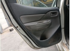 GUARNECIDO PUERTA TRASERA IZQUIERDA 