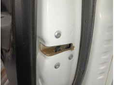 Recambio de cerradura puerta delantera derecha para mitsubishi l200 / triton (kj_, kk_, kl_) 2.4 di-d 4wd (kj0t) referencia OEM 