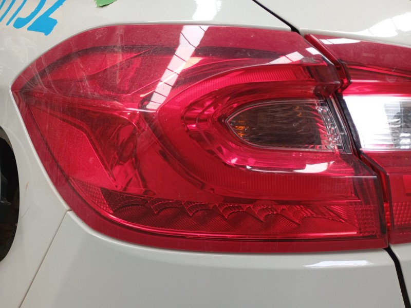 Recambio de piloto trasero izquierdo para ford fiesta vii (hj, hf) 1.0 ecoboost active referencia OEM IAM   