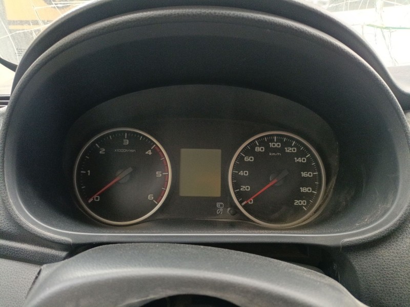 Recambio de cuadro instrumentos para mitsubishi l200 / triton (kj_, kk_, kl_) 2.4 di-d 4wd (kj0t) referencia OEM IAM   