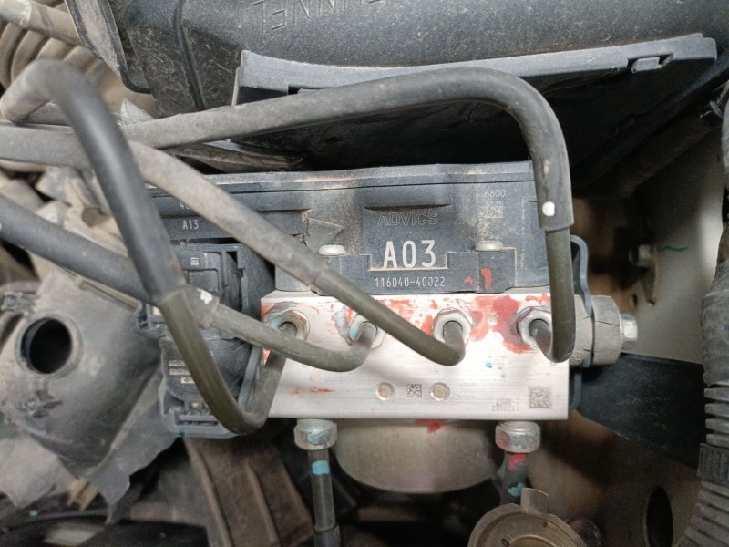 Recambio de abs para mitsubishi l200 / triton (kj_, kk_, kl_) 2.4 di-d 4wd (kj0t) referencia OEM IAM 11604040022  