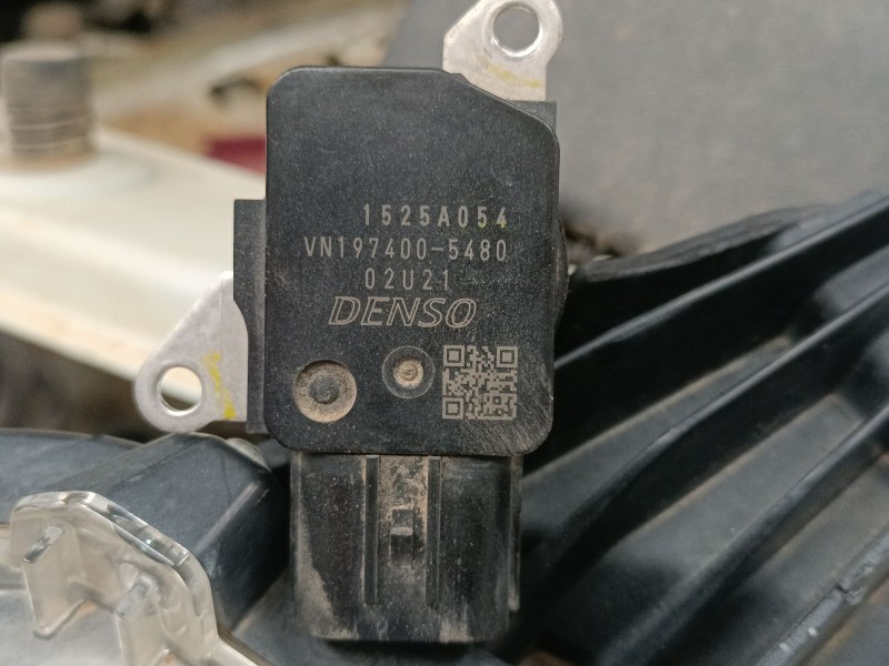 Recambio de caudalimetro para mitsubishi l200 / triton (kj_, kk_, kl_) 2.4 di-d 4wd (kj0t) referencia OEM IAM 1525A054 VN1974005