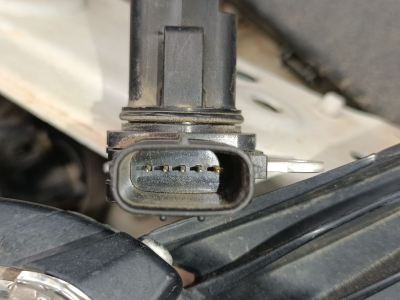 Recambio de caudalimetro para mitsubishi l200 / triton (kj_, kk_, kl_) 2.4 di-d 4wd (kj0t) referencia OEM IAM 1525A054 VN1974005