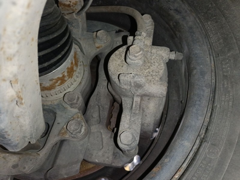 Recambio de pinza freno delantera derecha para mitsubishi l200 / triton (kj_, kk_, kl_) 2.4 di-d 4wd (kj0t) referencia OEM IAM  