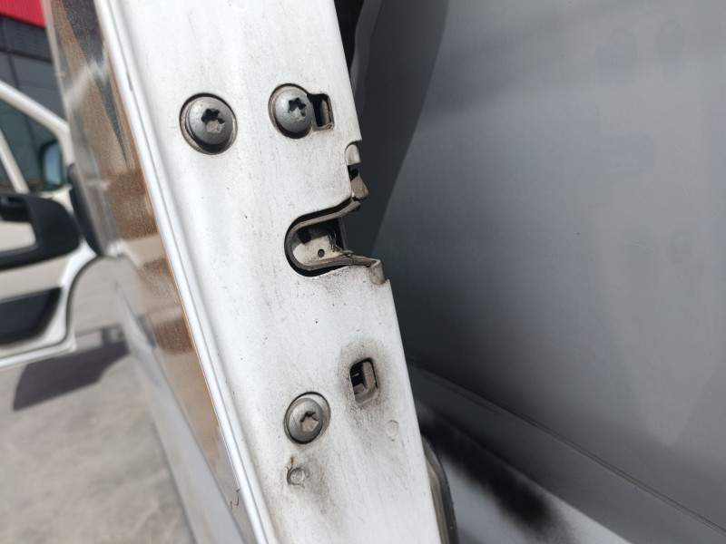 Recambio de cerradura puerta trasera izquierda para fiat ducato furgoneta (250_) 130 multijet 2,3 d referencia OEM IAM   