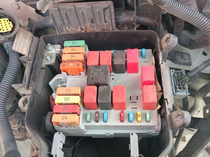 Recambio de caja reles / fusibles para fiat ducato furgoneta (250_) 130 multijet 2,3 d referencia OEM IAM   