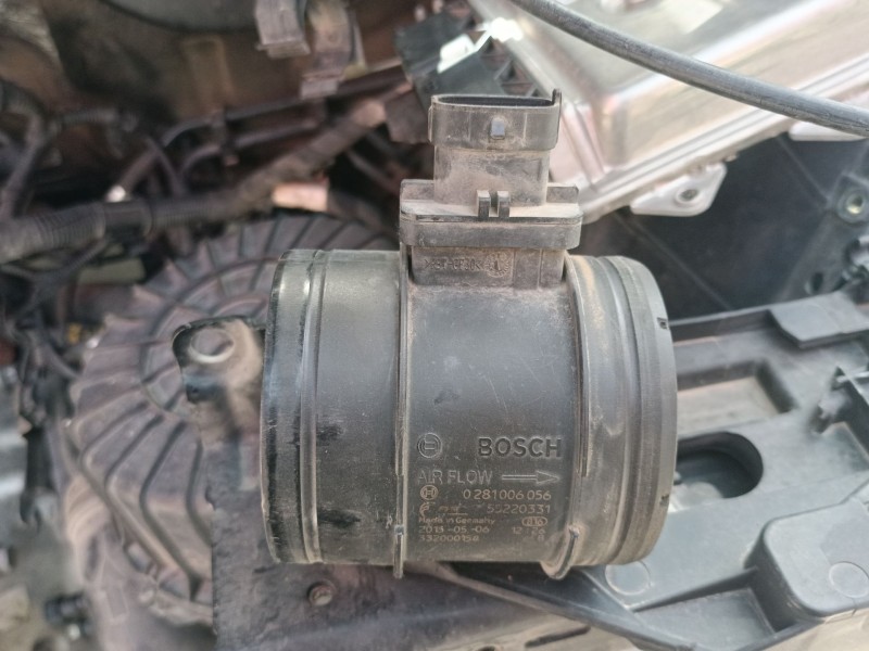 Recambio de caudalimetro para fiat ducato furgoneta (250_) 130 multijet 2,3 d referencia OEM IAM E55220331 0281006056 