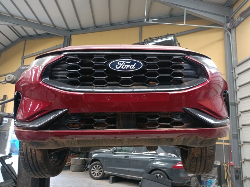 Recambio de paragolpes delantero para ford kuga iii (dfk) 2.5 duratec plug-in-hybrid referencia OEM IAM   