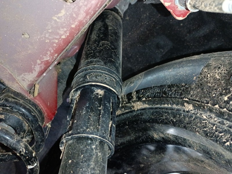 Recambio de amortiguador trasero derecho para ford kuga iii (dfk) 2.5 duratec plug-in-hybrid referencia OEM IAM   