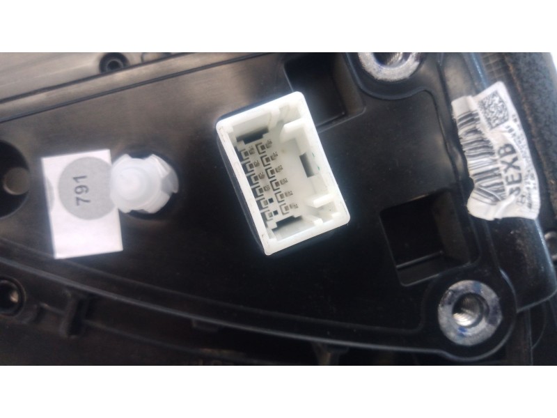 Recambio de retrovisor derecho electrico para hyundai tucson (tl, tle) 2.0 crdi a las 4 ruedas referencia OEM IAM   