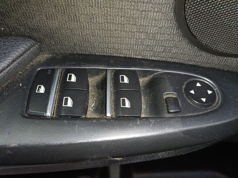 Recambio de mando elevalunas delantero izquierdo para bmw x3 (f25) xdrive 20 d referencia OEM IAM   