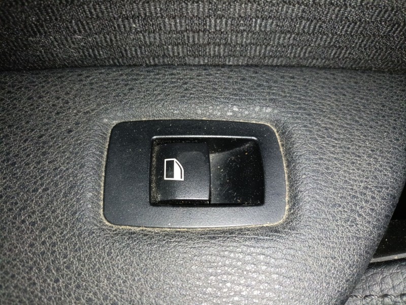 Recambio de mando elevalunas trasero izquierdo para bmw x3 (f25) xdrive 20 d referencia OEM IAM   